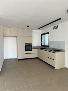 דירת קבלן להשקעה בקרית אונו - איריס פנסו, עיצוב פנים והום סטיילינג